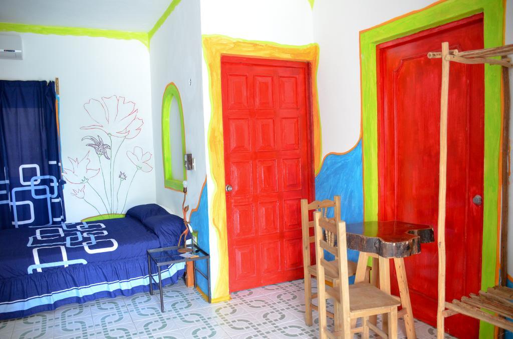 Adventure Experience Hotel Playa del Carmen Exterior photo