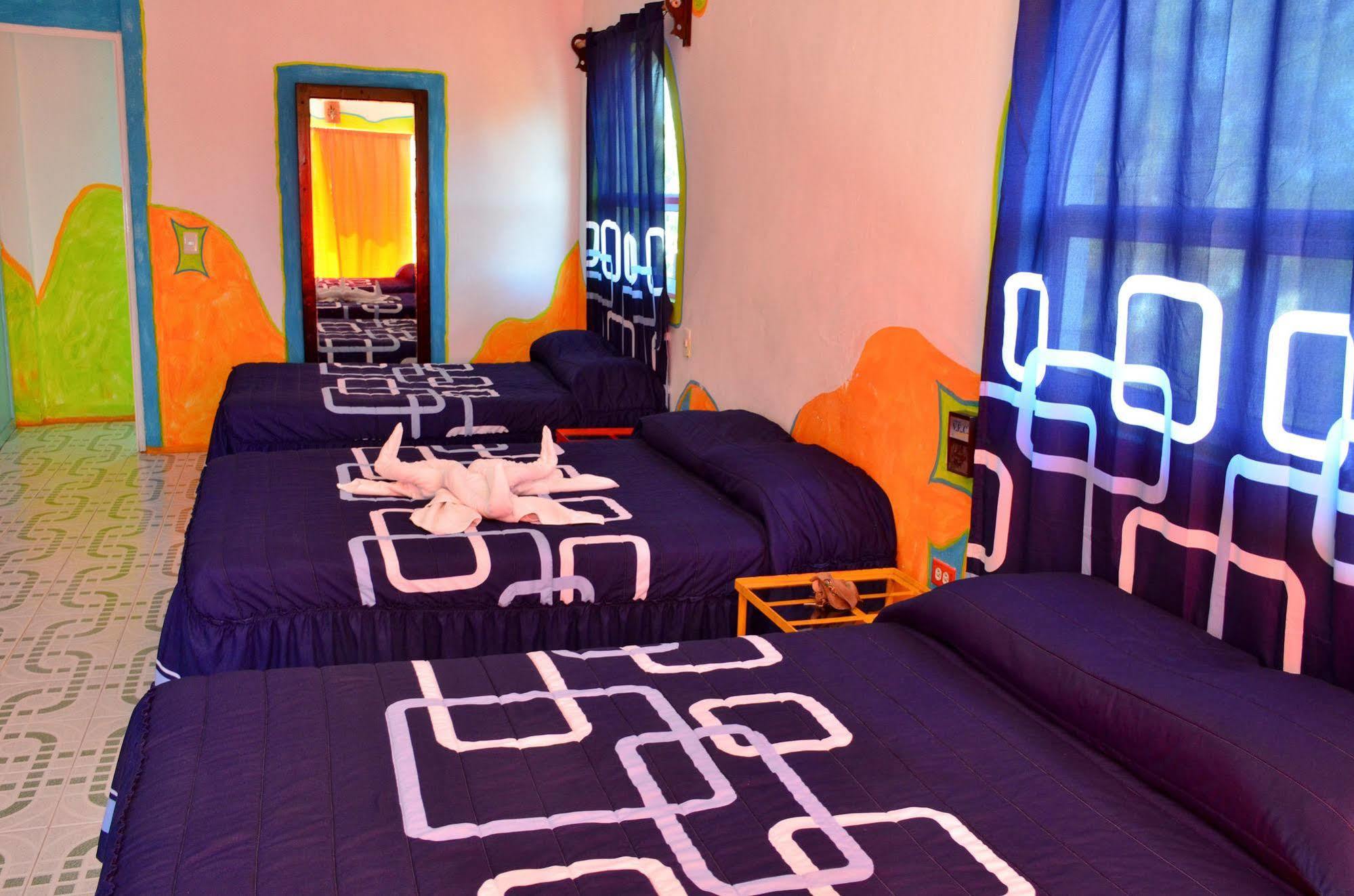 Adventure Experience Hotel Playa del Carmen Exterior photo